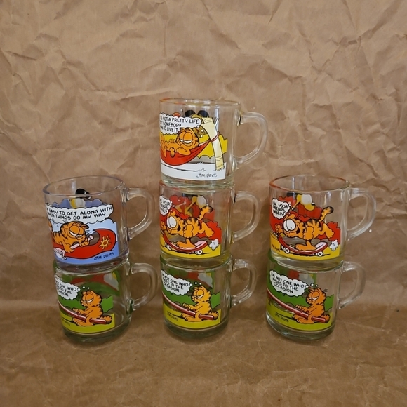 McDonald's Garfield Glass Coffee Mugs Set Of 7 Jim Davis Odie 1978 - Picture 2 of 7